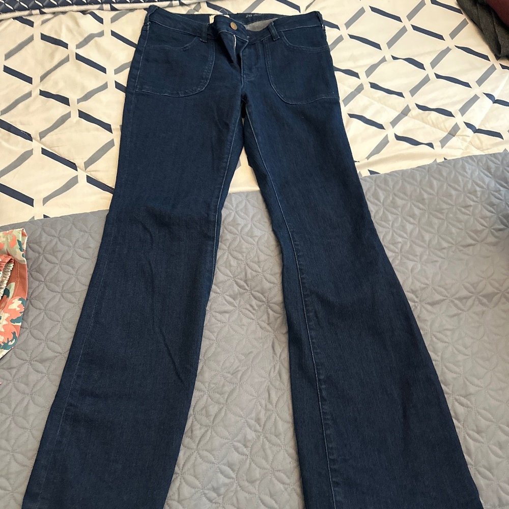 Pilcro The icon low-rise flare